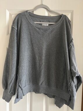 American Eagle this feels seriously huggable sweatshirt M